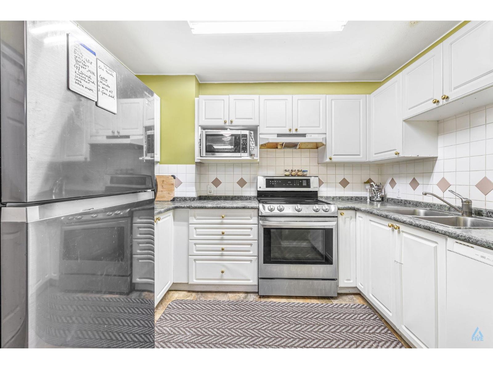 307 13680 84 Avenue, Surrey, British Columbia  V3W 0T6 - Photo 7 - R3111632