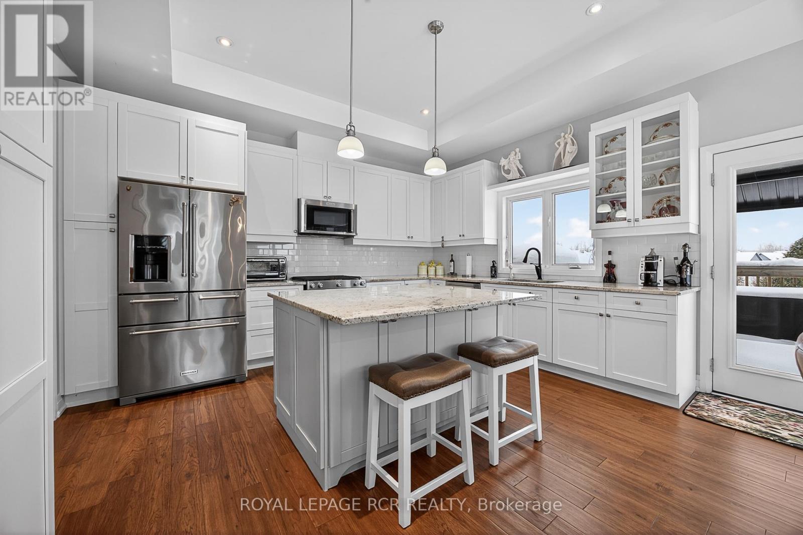 3 Thoroughbred Drive, Oro-Medonte, Ontario  L0K 1E0 - Photo 11 - S13057782