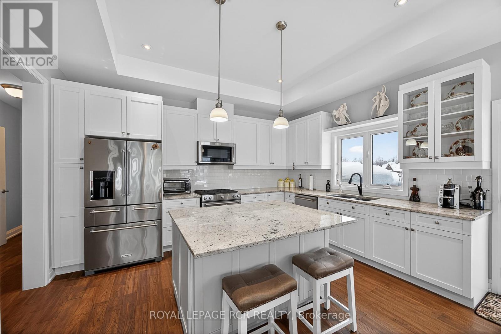 3 Thoroughbred Drive, Oro-Medonte, Ontario  L0K 1E0 - Photo 8 - S13057782