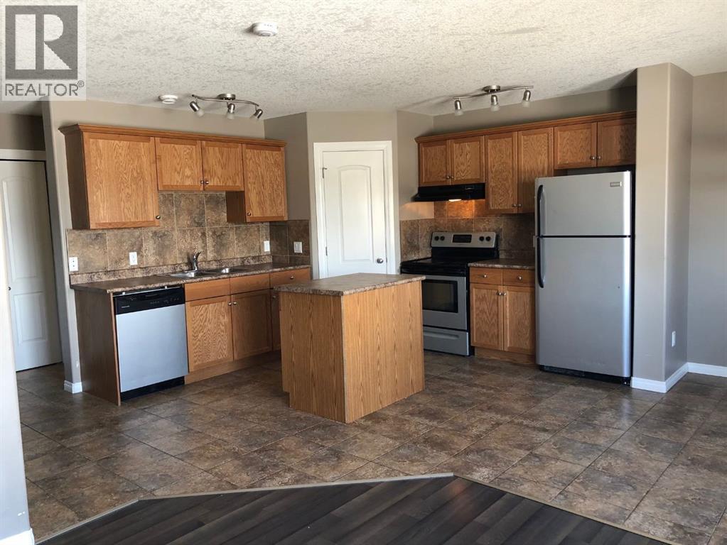 31, 6802 50 Avenue, Camrose, Alberta  T4V 5C7 - Photo 2 - A2271266