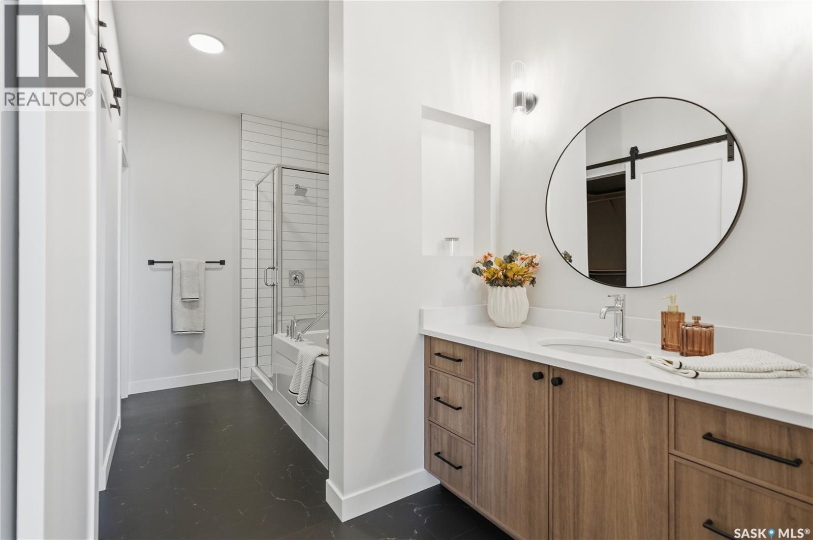 22 720 Brighton Boulevard, Saskatoon, Saskatchewan  S7V 1X1 - Photo 25 - SK033849