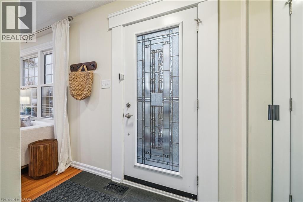 52 Belleau Street, Hamilton, Ontario  L8J 1N4 - Photo 4 - 40810506