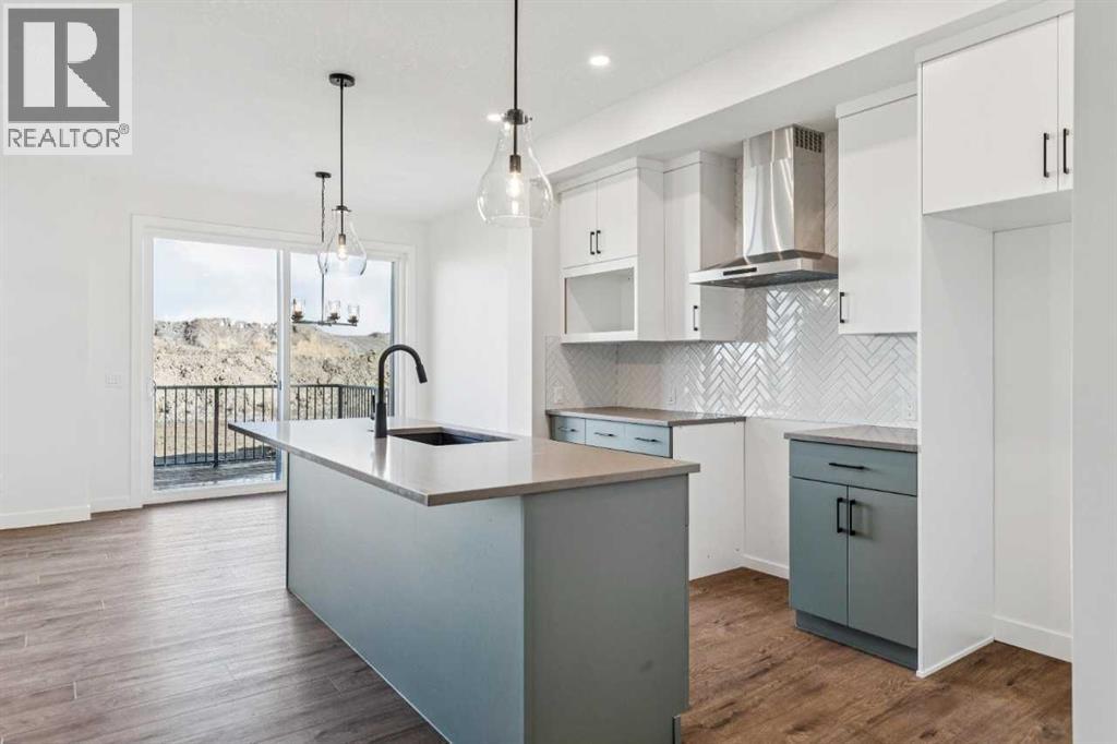 206 Sora Way SE, Calgary, Alberta  T3S 0V5 - Photo 5 - A2283711