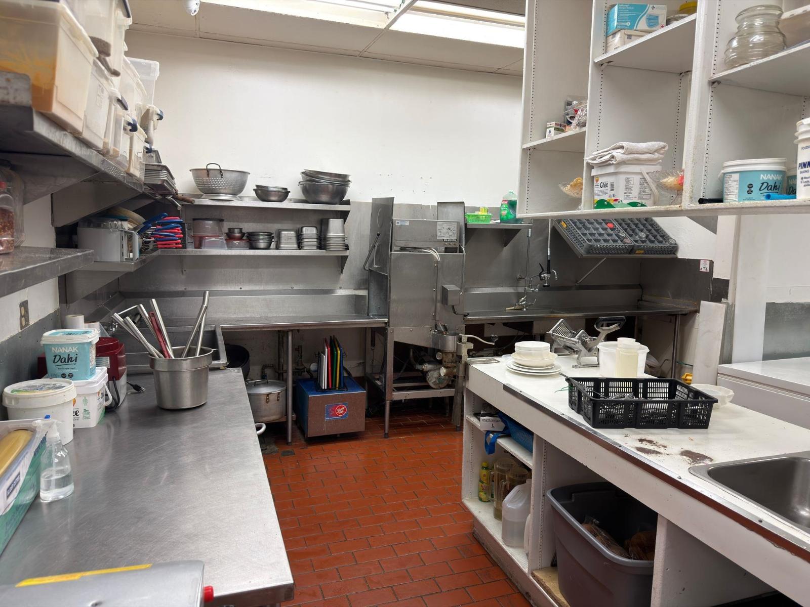 27538 Fraser Hwy Langley Highway, Langley, British Columbia  V4W 3N5 - Photo 8 - C8078328