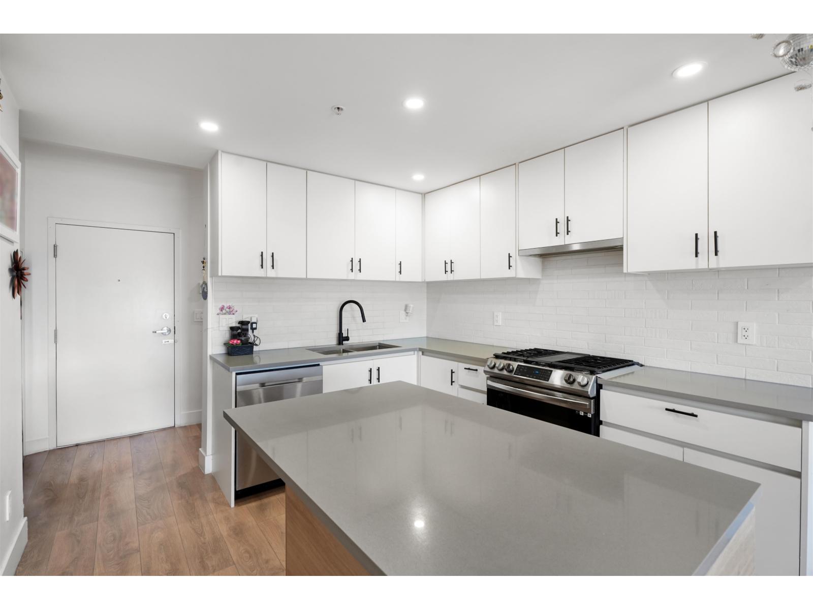 312 8496 120 Street, Surrey, British Columbia  V3W 3N5 - Photo 13 - R3116594