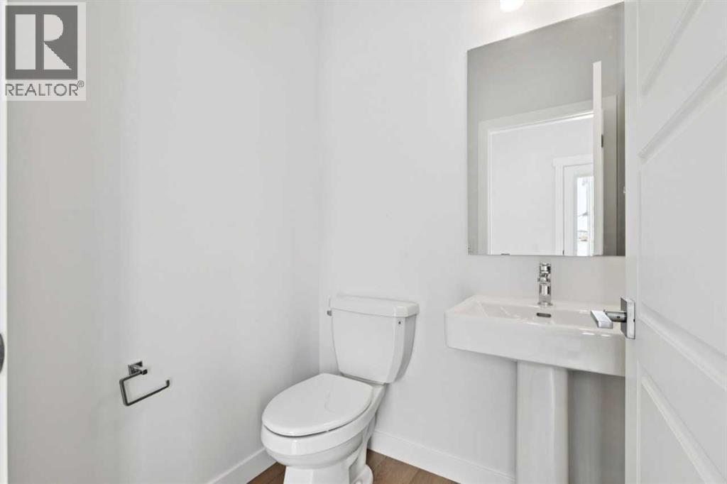 15453 45 Street SW, Calgary, Alberta  T2Y 1E2 - Photo 15 - A2283733