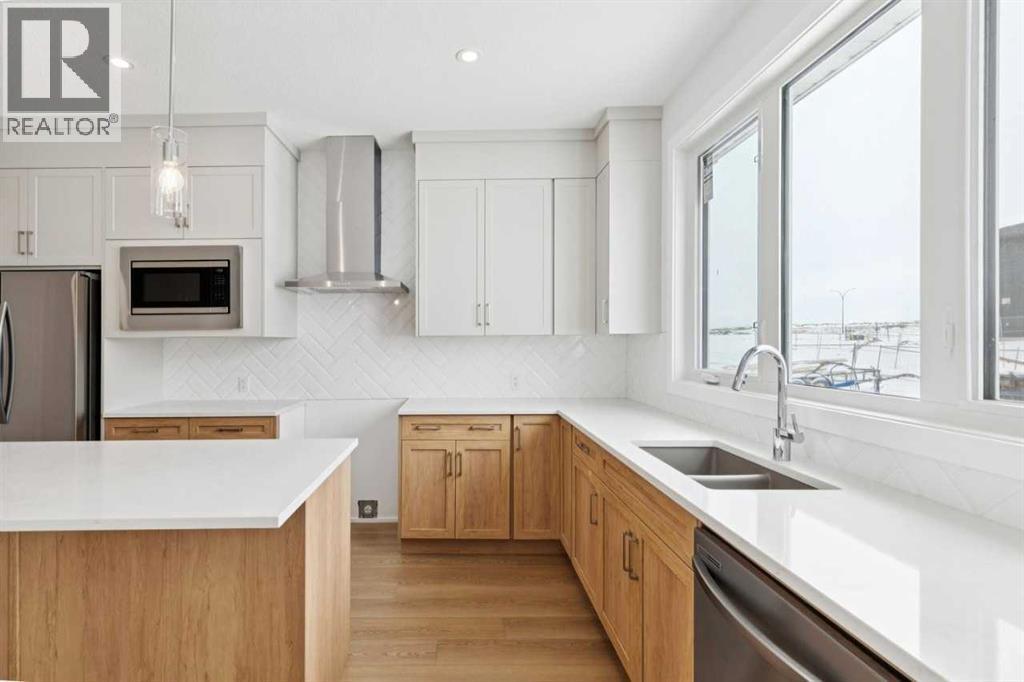 15453 45 Street SW, Calgary, Alberta  T2Y 1E2 - Photo 13 - A2283733