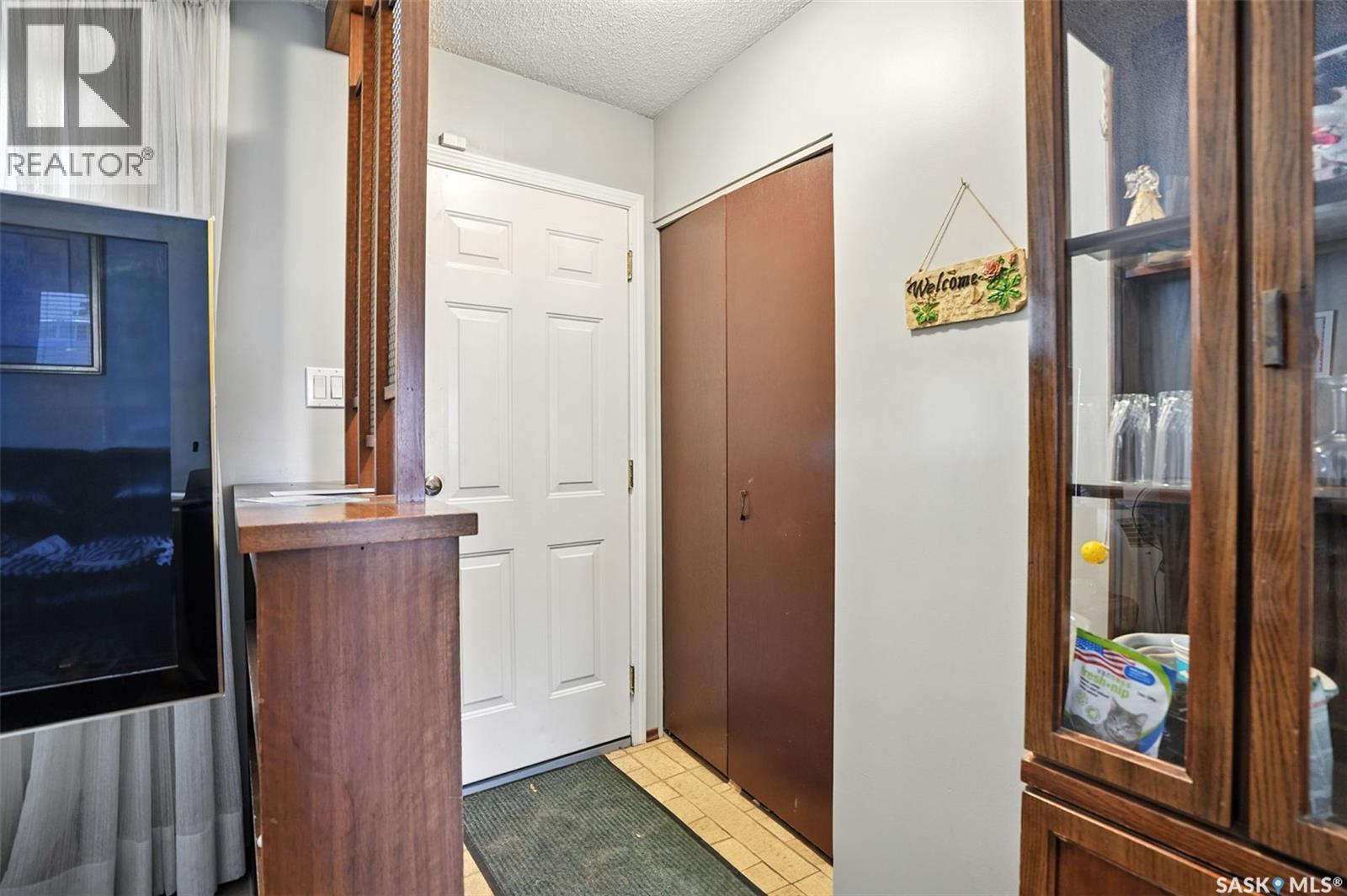 97 Maxwell Crescent, Saskatoon, Saskatchewan  S7L 3Y4 - Photo 6 - SK034184