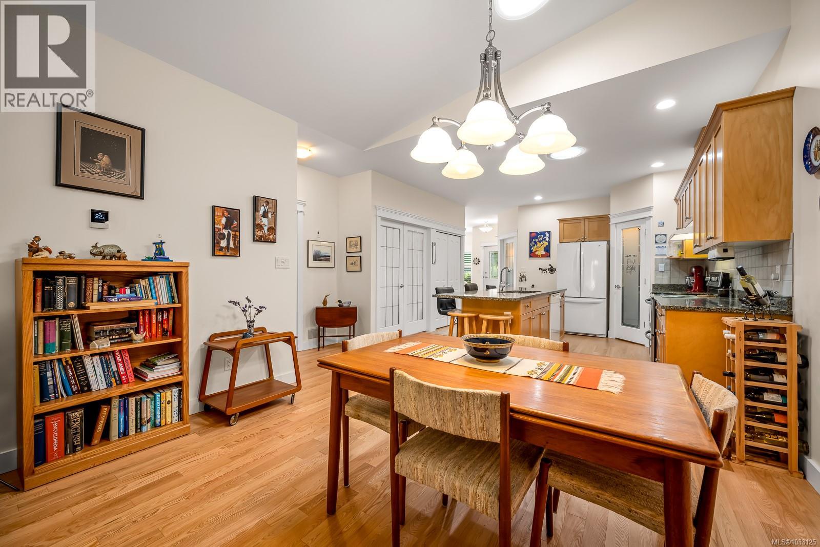 83 2001 Blue Jay Pl, Courtenay, British Columbia  V9N 4A8 - Photo 37 - 1033125