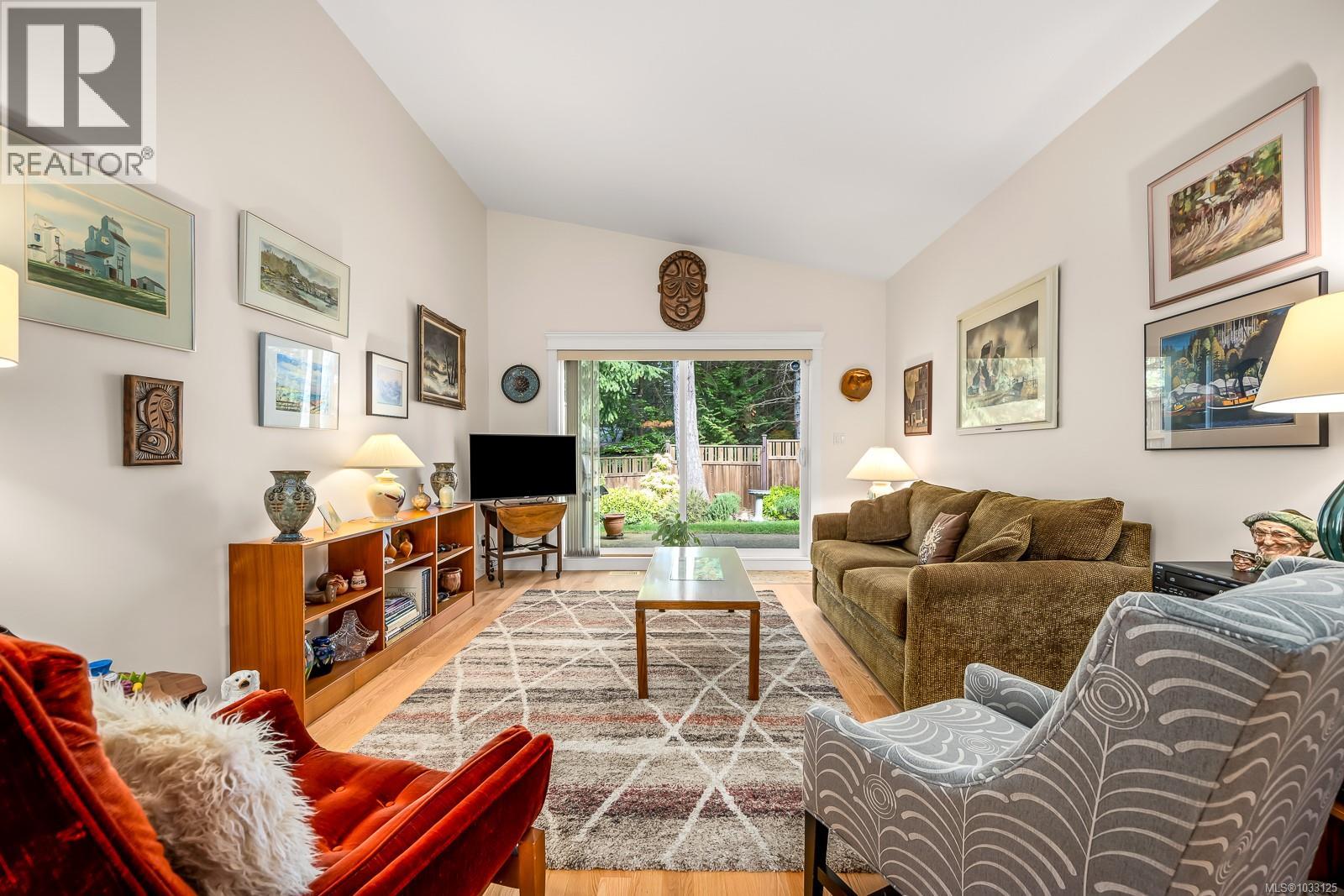 83 2001 Blue Jay Pl, Courtenay, British Columbia  V9N 4A8 - Photo 38 - 1033125