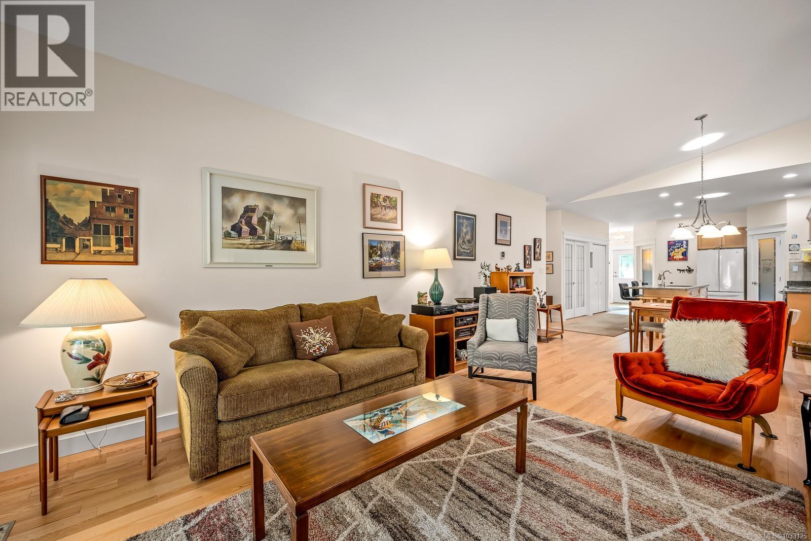 83 2001 Blue Jay Pl, Courtenay, British Columbia  V9N 4A8 - Photo 42 - 1033125