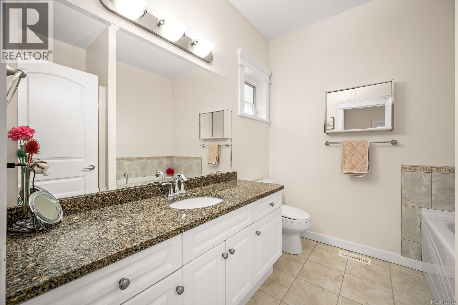 83 2001 Blue Jay Pl, Courtenay, British Columbia  V9N 4A8 - Photo 47 - 1033125