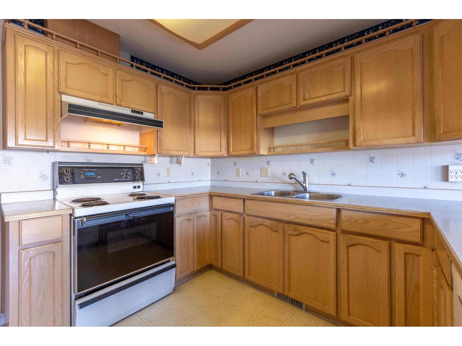 16 2988 Horn Street, Abbotsford, British Columbia  V2S 3C1 - Photo 4 - R3116531