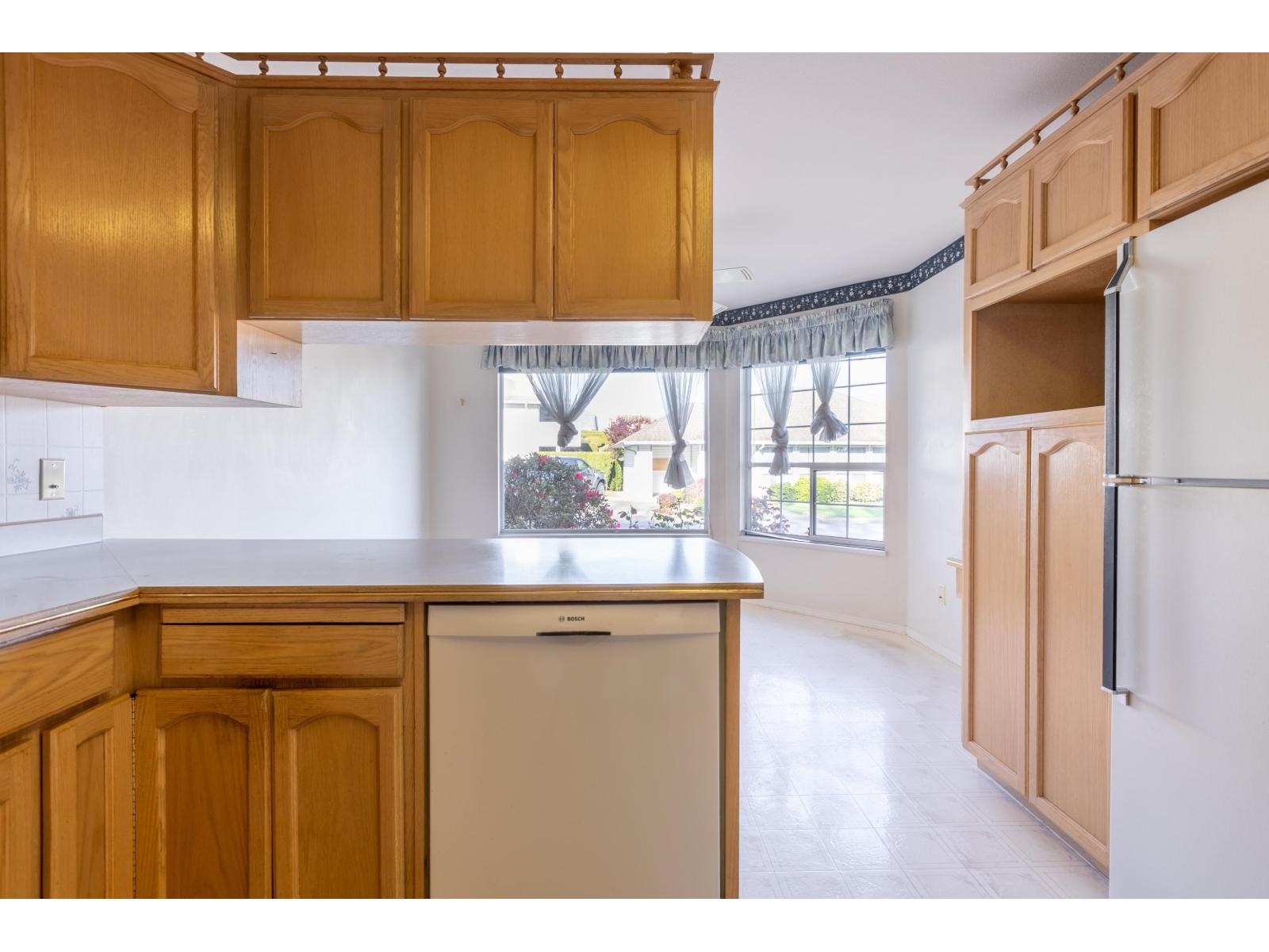 16 2988 Horn Street, Abbotsford, British Columbia  V2S 3C1 - Photo 5 - R3116531