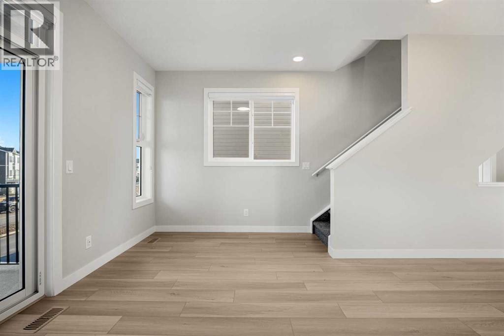 86, 285 Chelsea Court, Chestermere, Alberta  T1X 2W7 - Photo 5 - A2292199