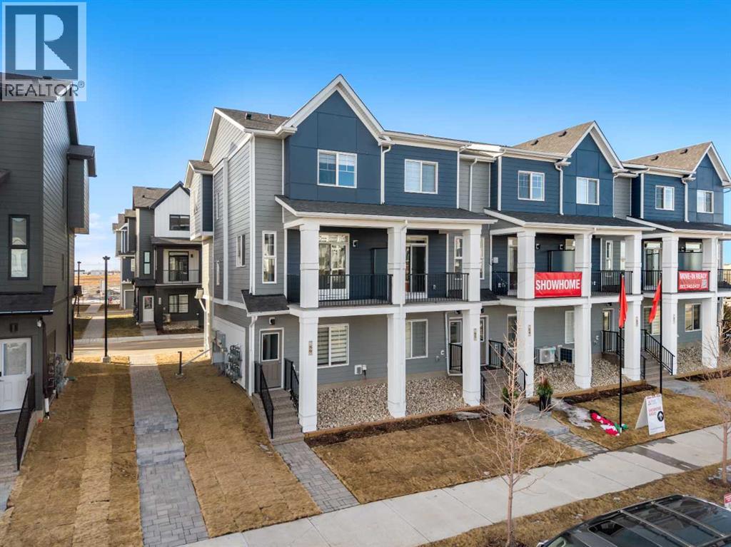 86, 285 Chelsea Court, Chestermere, Alberta  T1X 2W7 - Photo 2 - A2292199