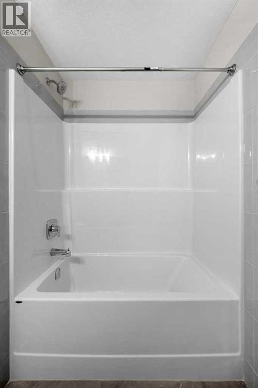 86, 285 Chelsea Court, Chestermere, Alberta  T1X 2W7 - Photo 30 - A2292199