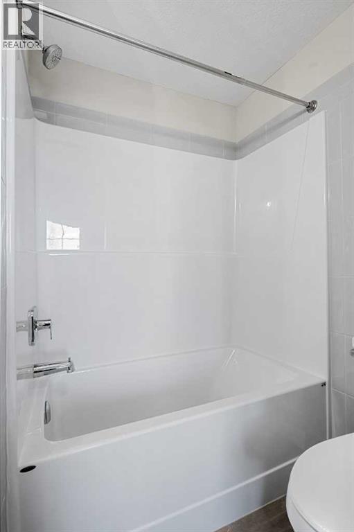 86, 285 Chelsea Court, Chestermere, Alberta  T1X 2W7 - Photo 39 - A2292199