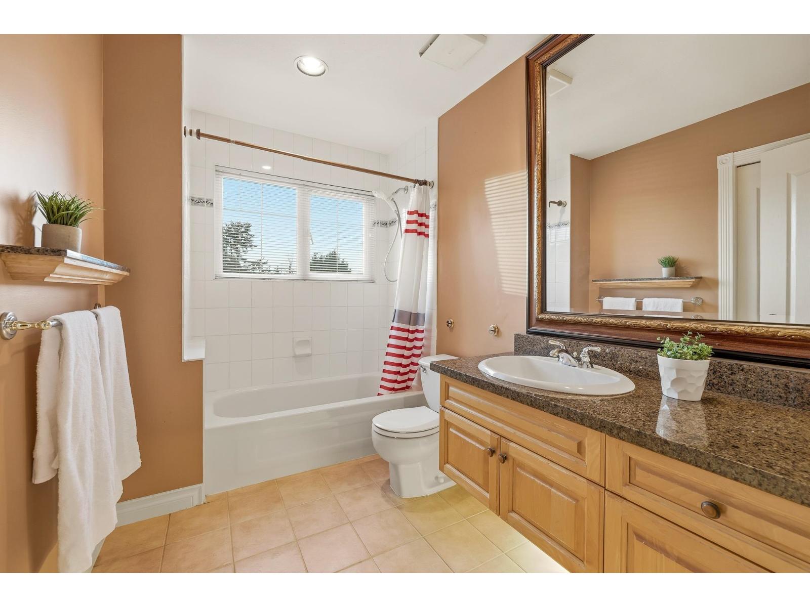 3528 Canterbury Drive, Surrey, British Columbia  V3Z 0G8 - Photo 29 - R3116698