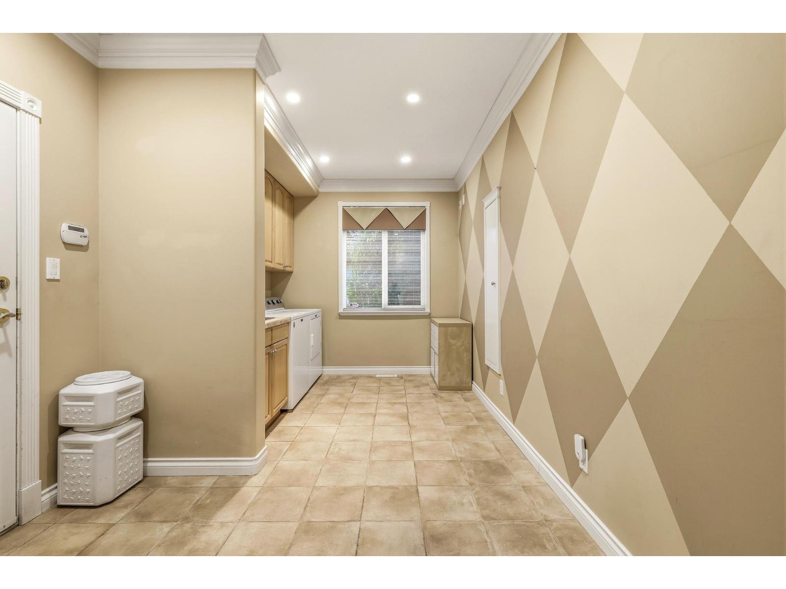 3528 Canterbury Drive, Surrey, British Columbia  V3Z 0G8 - Photo 20 - R3116698