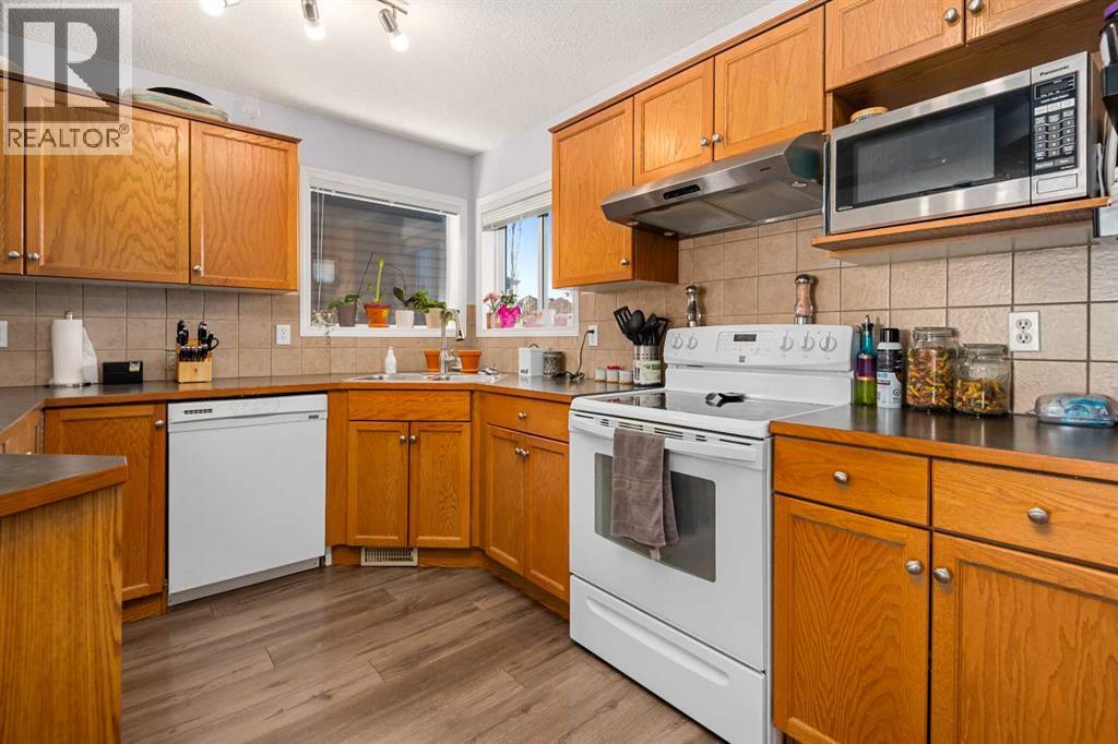 1858 Sagewood Link Sw, Airdrie, Alberta  T4B 3A8 - Photo 9 - A2299526