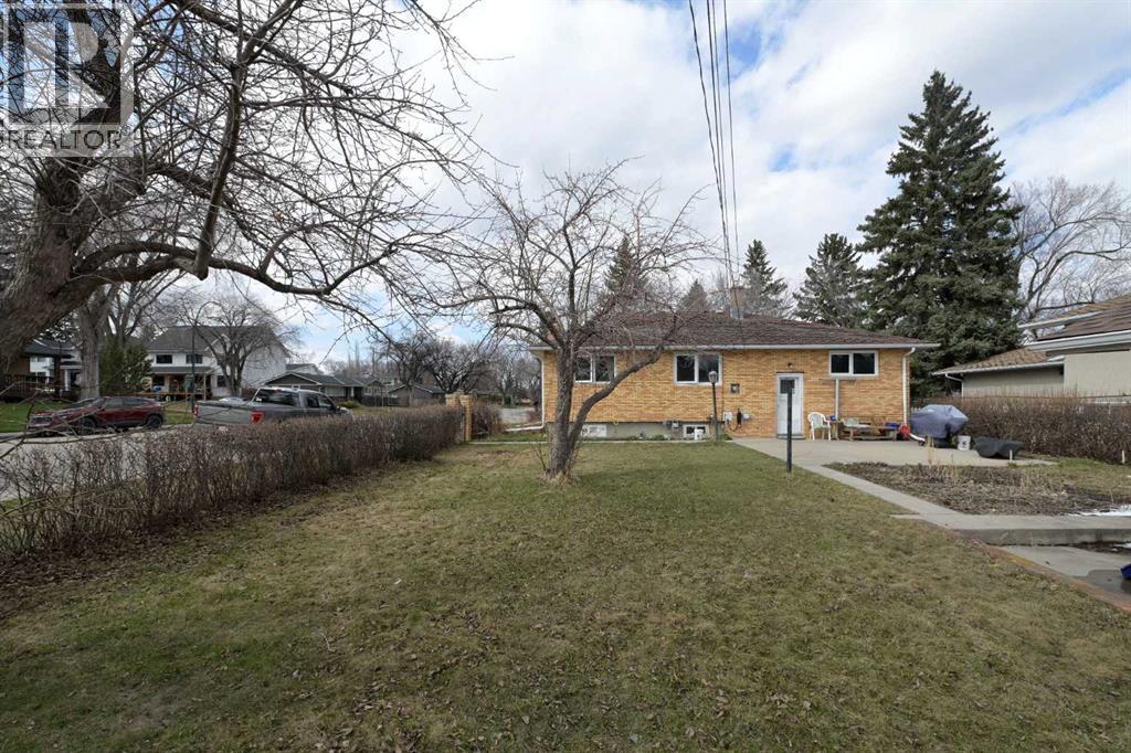 2043 57 Avenue Sw, Calgary, Alberta  T3E 1N1 - Photo 26 - A2305088