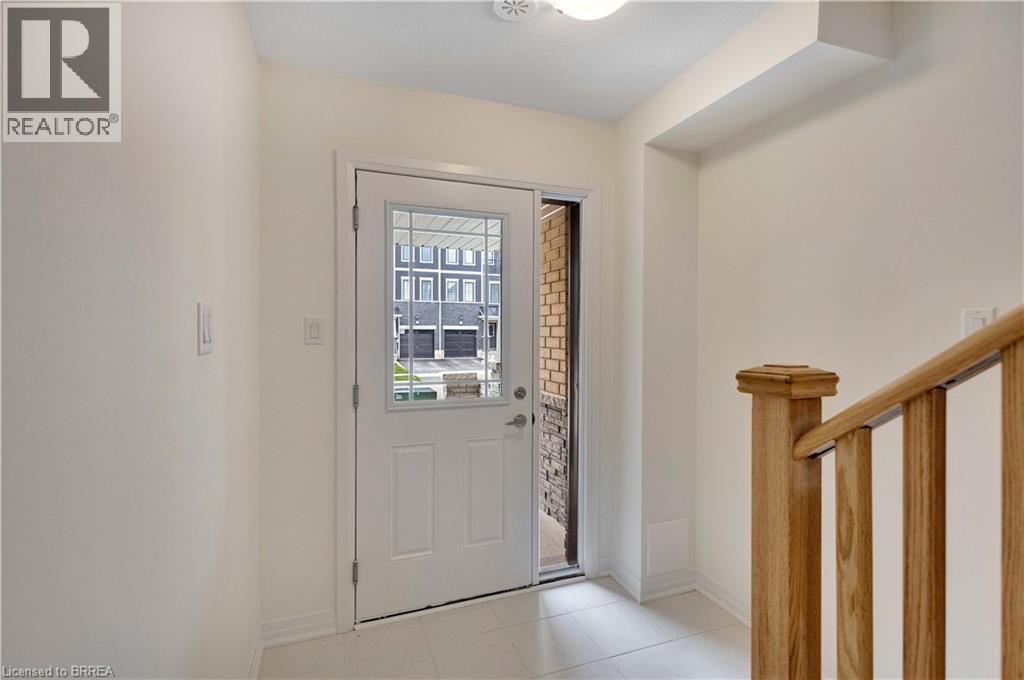 26 Hine Road, Brantford, Ontario  N3T 0W7 - Photo 3 - 40825382