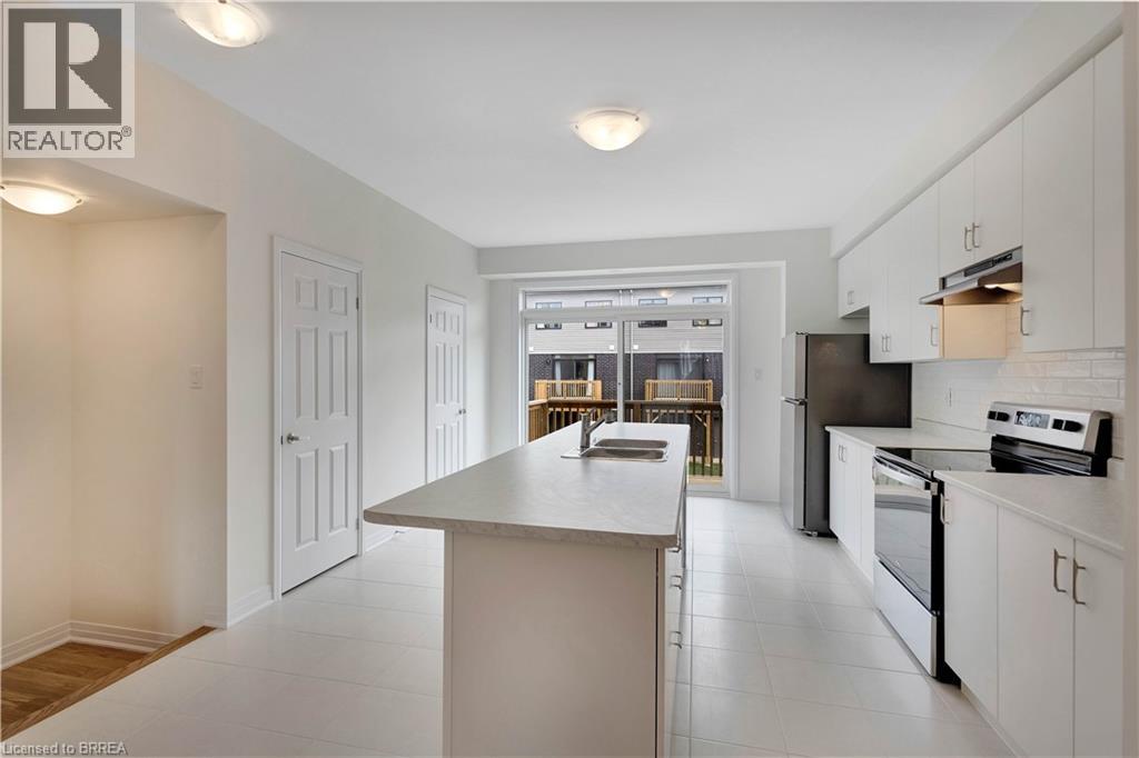 26 Hine Road, Brantford, Ontario  N3T 0W7 - Photo 6 - 40825382