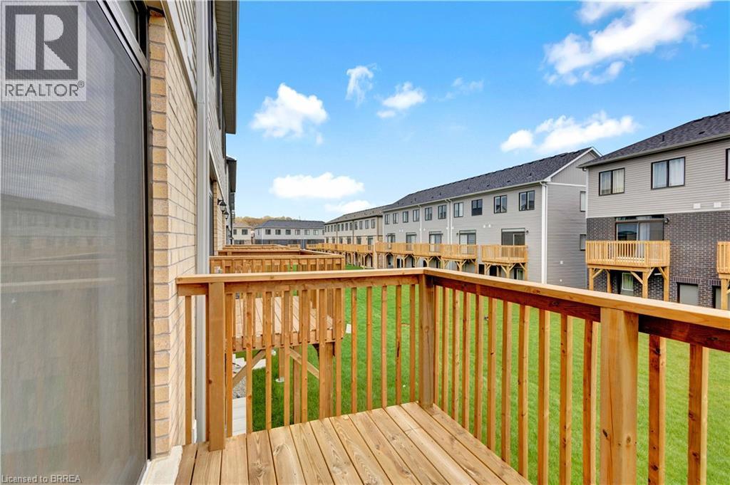 26 Hine Road, Brantford, Ontario  N3T 0W7 - Photo 8 - 40825382