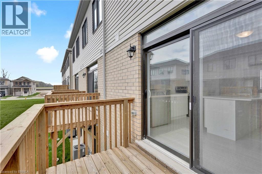 26 Hine Road, Brantford, Ontario  N3T 0W7 - Photo 9 - 40825382