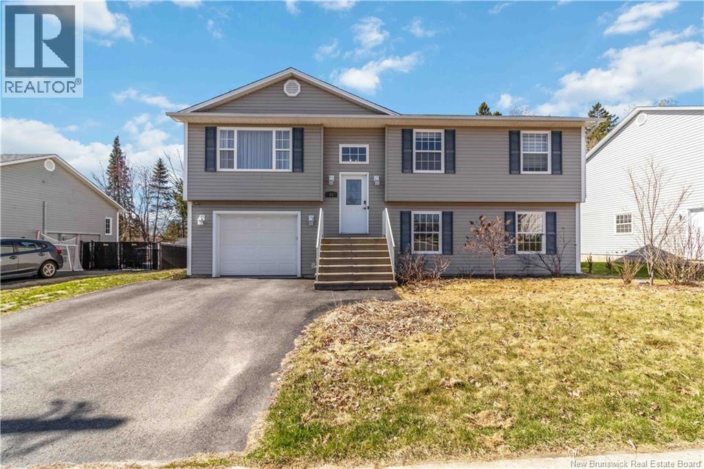 21 Peters Drive, Fredericton, New Brunswick