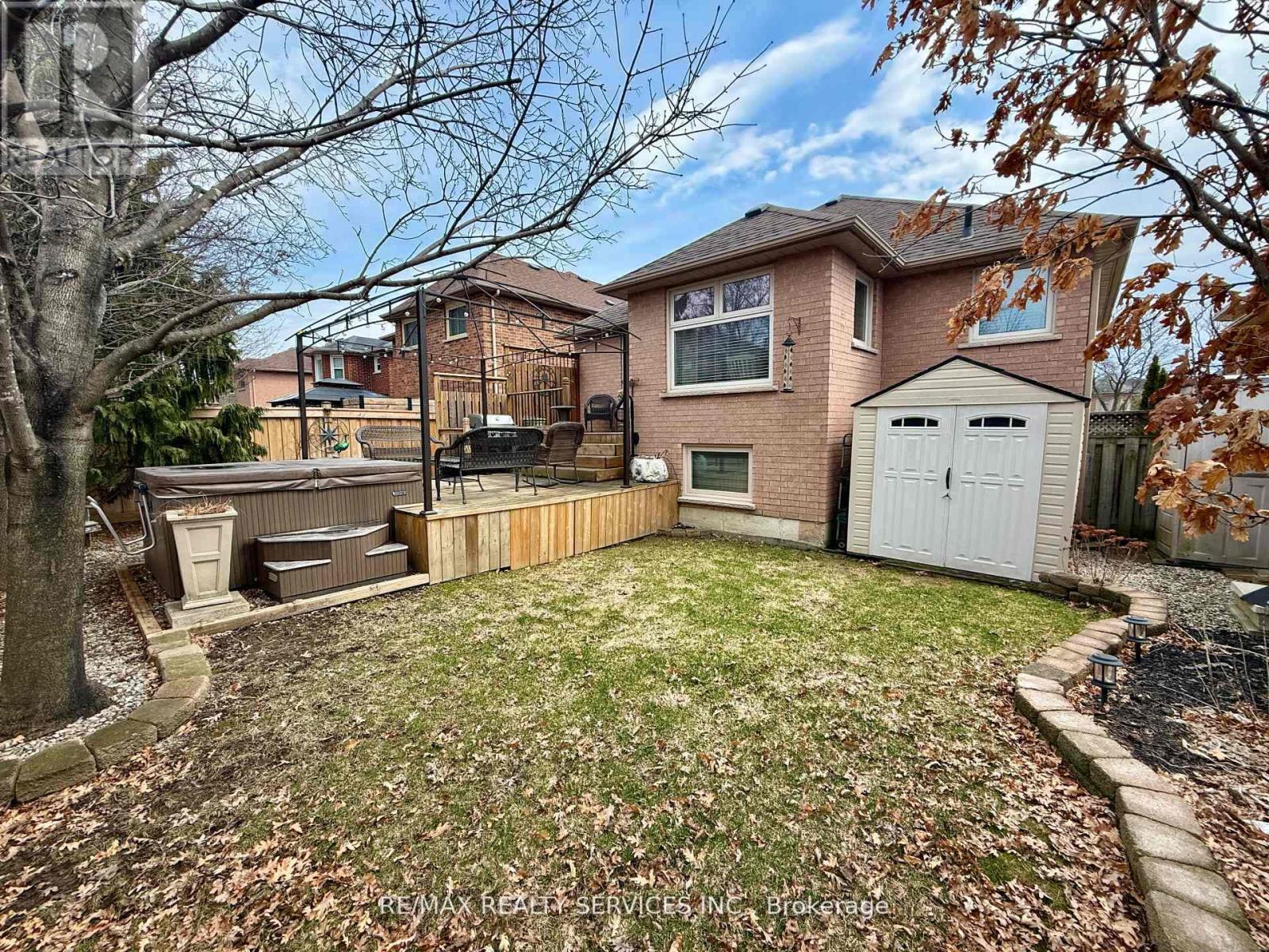 64 Gardenia Way, Caledon, Ontario  L7C 1A8 - Photo 36 - W13057750