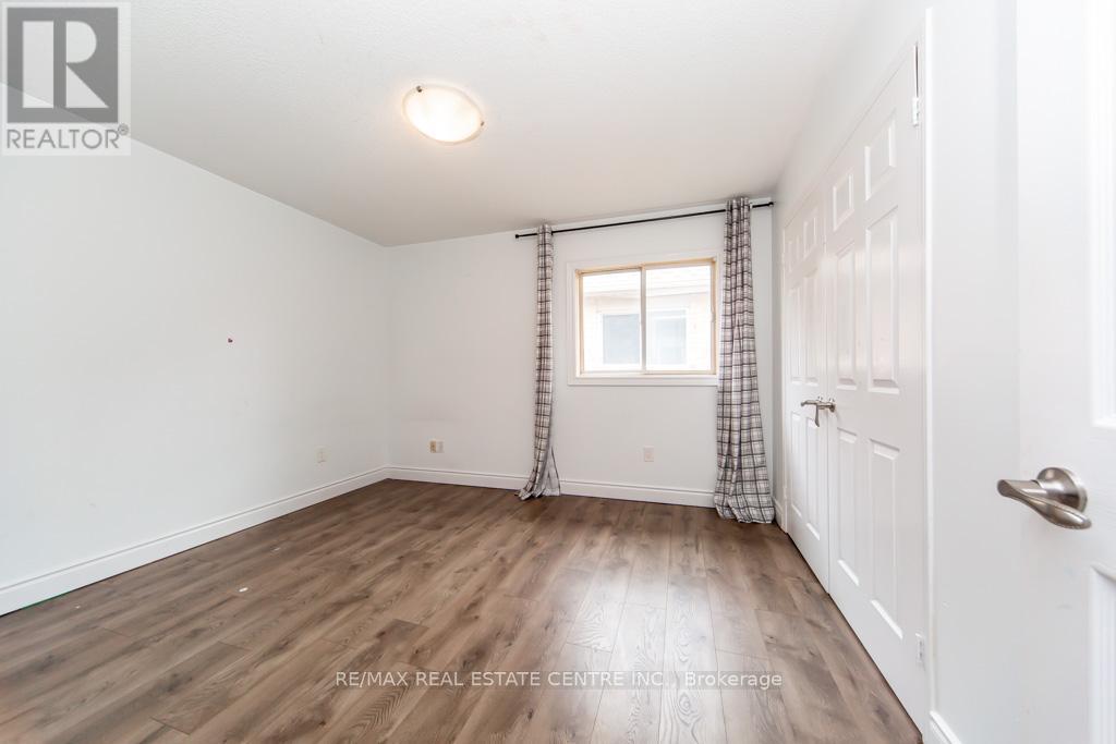 Upper - 6842 Forest Park Drive, Mississauga, Ontario  L5N 6X6 - Photo 32 - W13057794