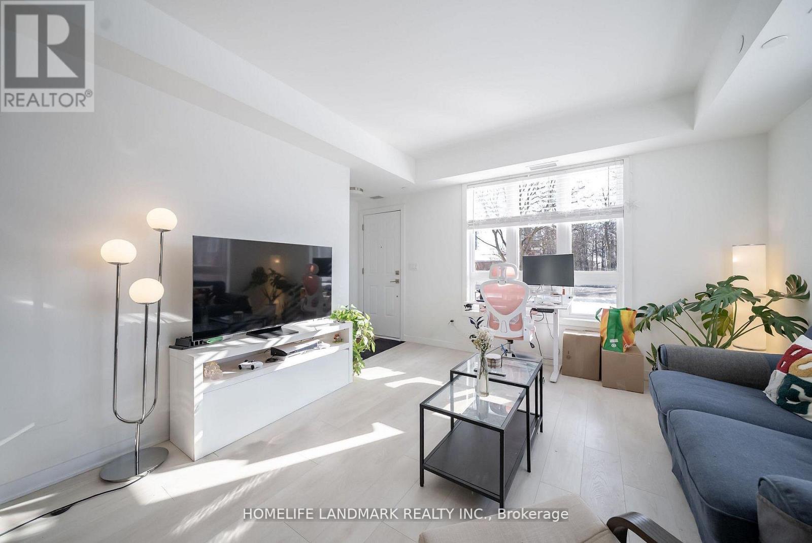 2 - 4015 Hickory Drive, Mississauga, Ontario  L4W 1L1 - Photo 6 - W13057820