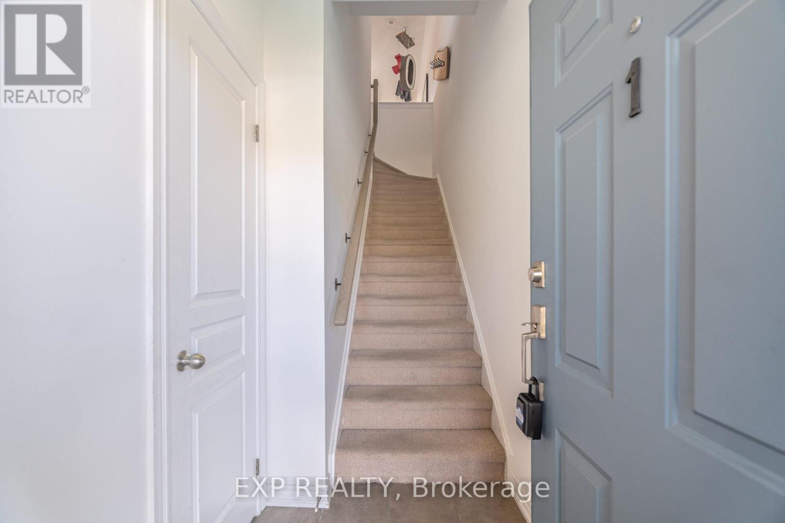 1 - 114 Caledonia Park Road, Toronto, Ontario  M6H 0B1 - Photo 4 - W13057826