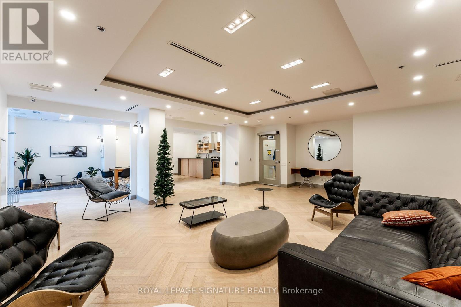 219 - 38 Howard Park Avenue, Toronto, Ontario  M6R 0A7 - Photo 26 - W13057844