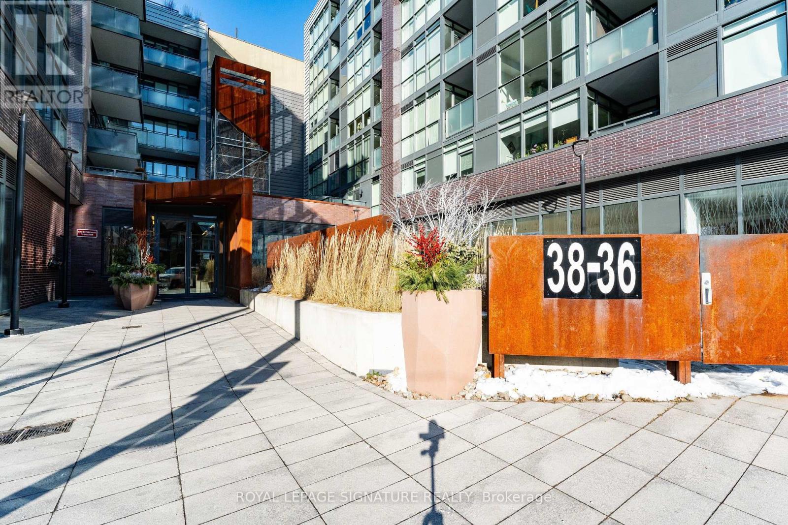 219 - 38 Howard Park Avenue, Toronto, Ontario  M6R 0A7 - Photo 32 - W13057844