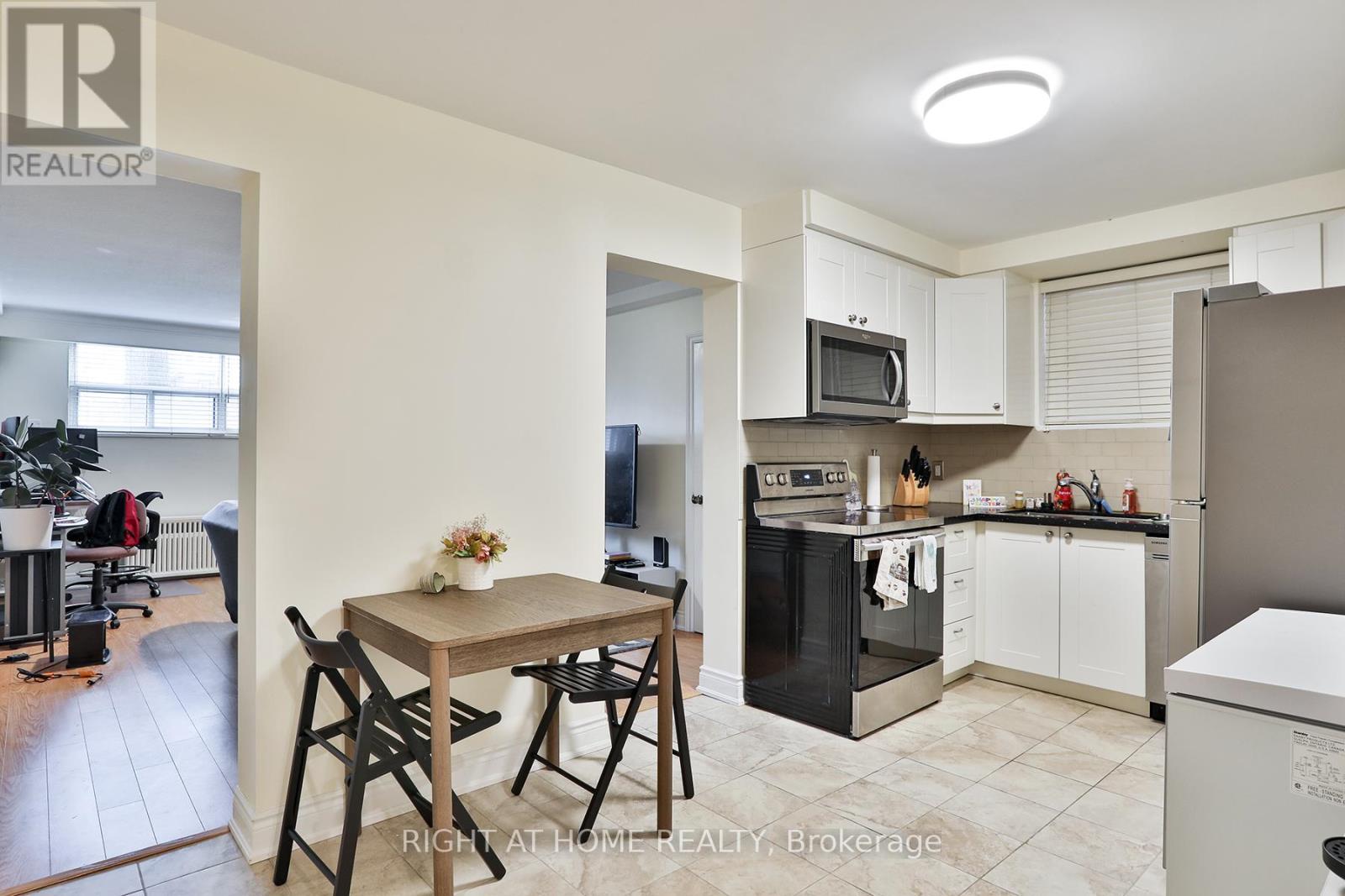 35 Fifteenth Street, Toronto, Ontario  M8V 3J3 - Photo 12 - W13057912