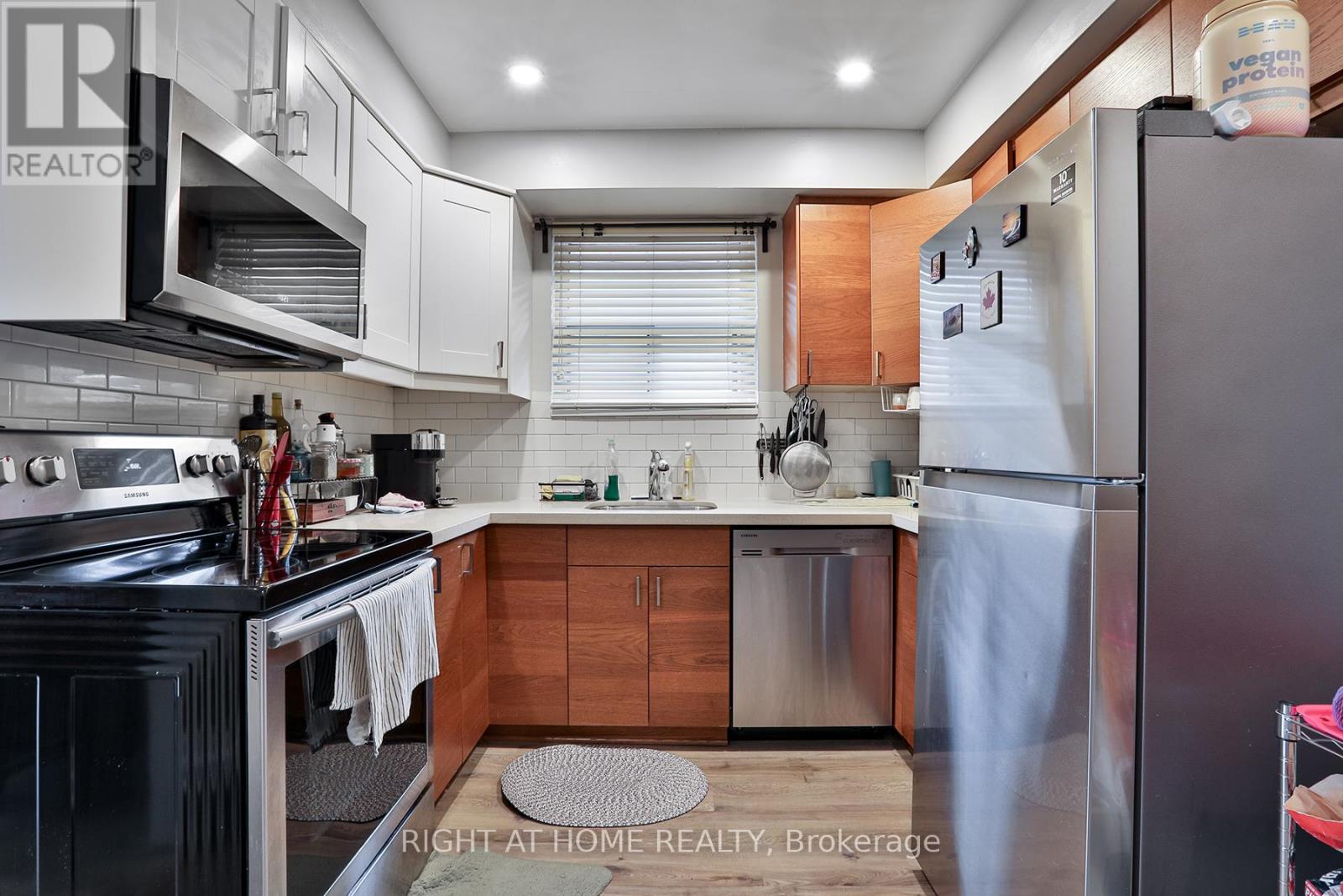 35 Fifteenth Street, Toronto, Ontario  M8V 3J3 - Photo 22 - W13057912