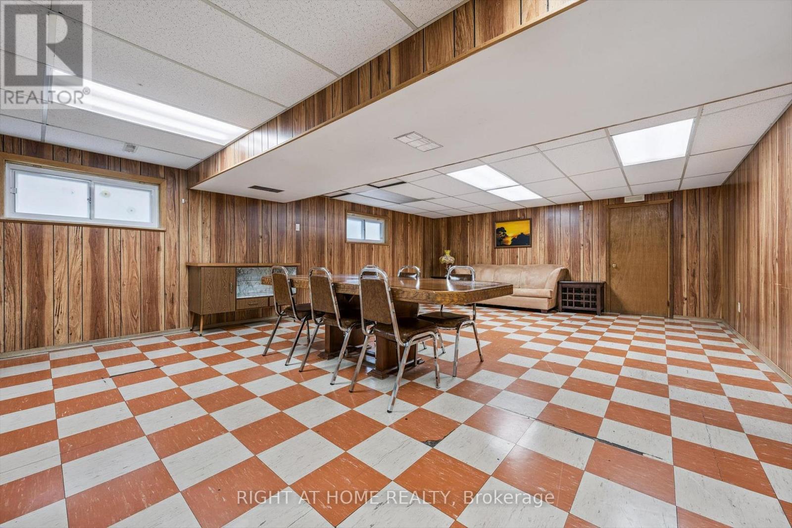 67 Manorhampton Drive, Toronto, Ontario  M9P 1E1 - Photo 31 - W13057918