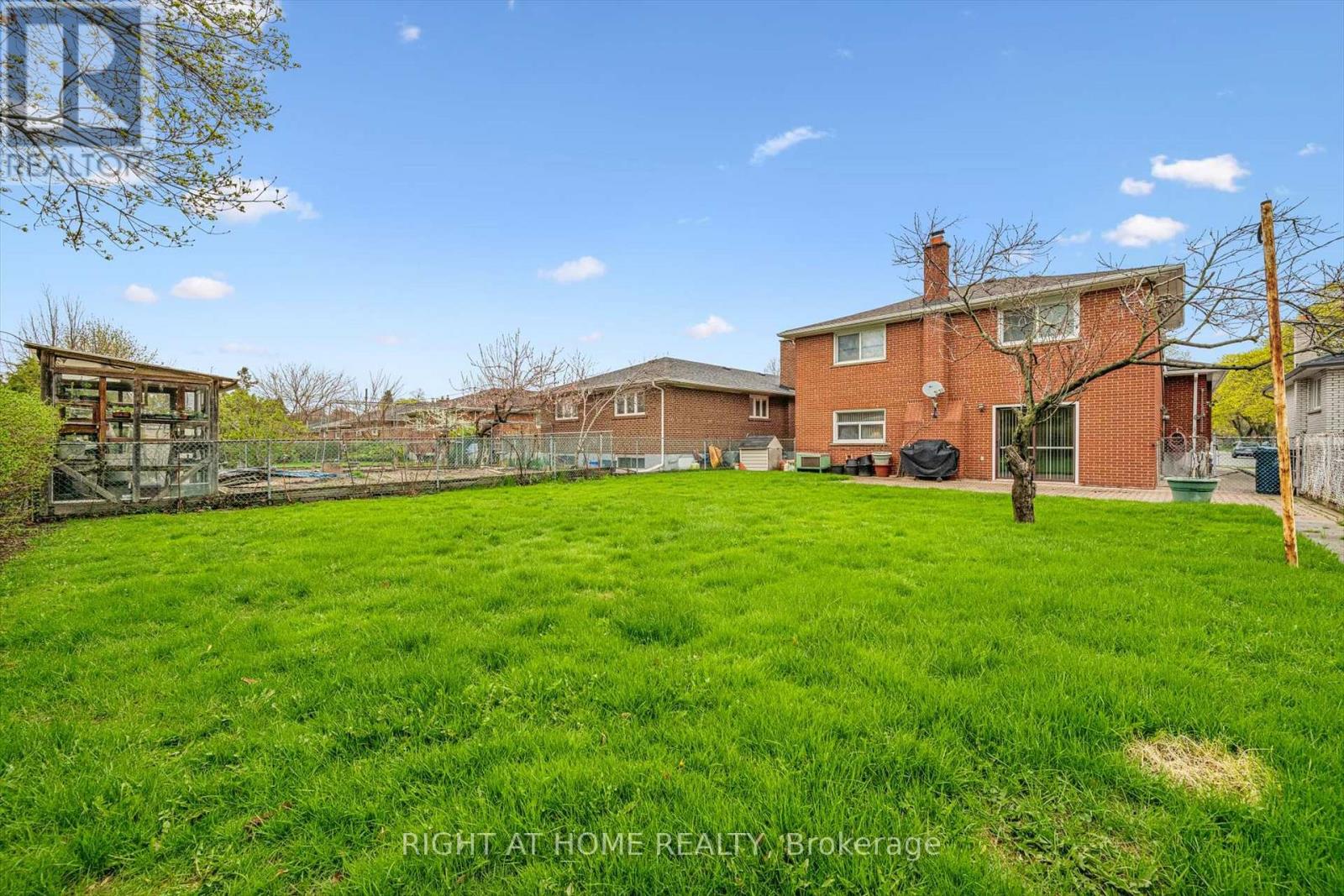 67 Manorhampton Drive, Toronto, Ontario  M9P 1E1 - Photo 39 - W13057918