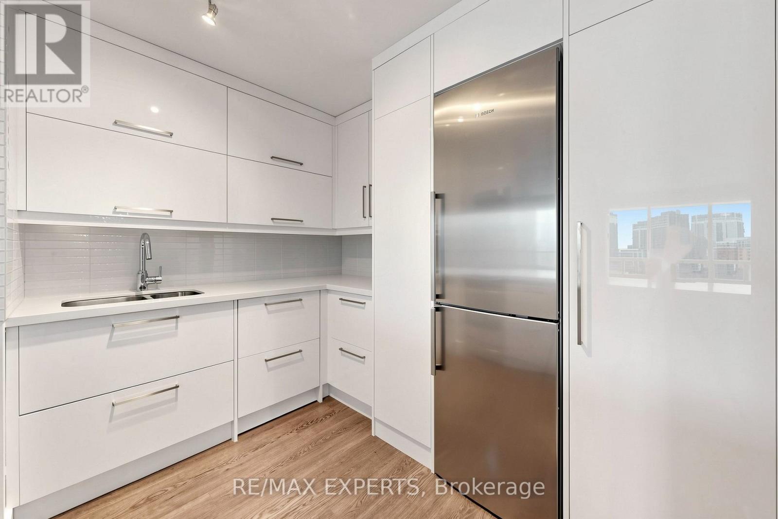 1209 - 1300 Islington Avenue, Toronto, Ontario  M9A 5C4 - Photo 10 - W13057966