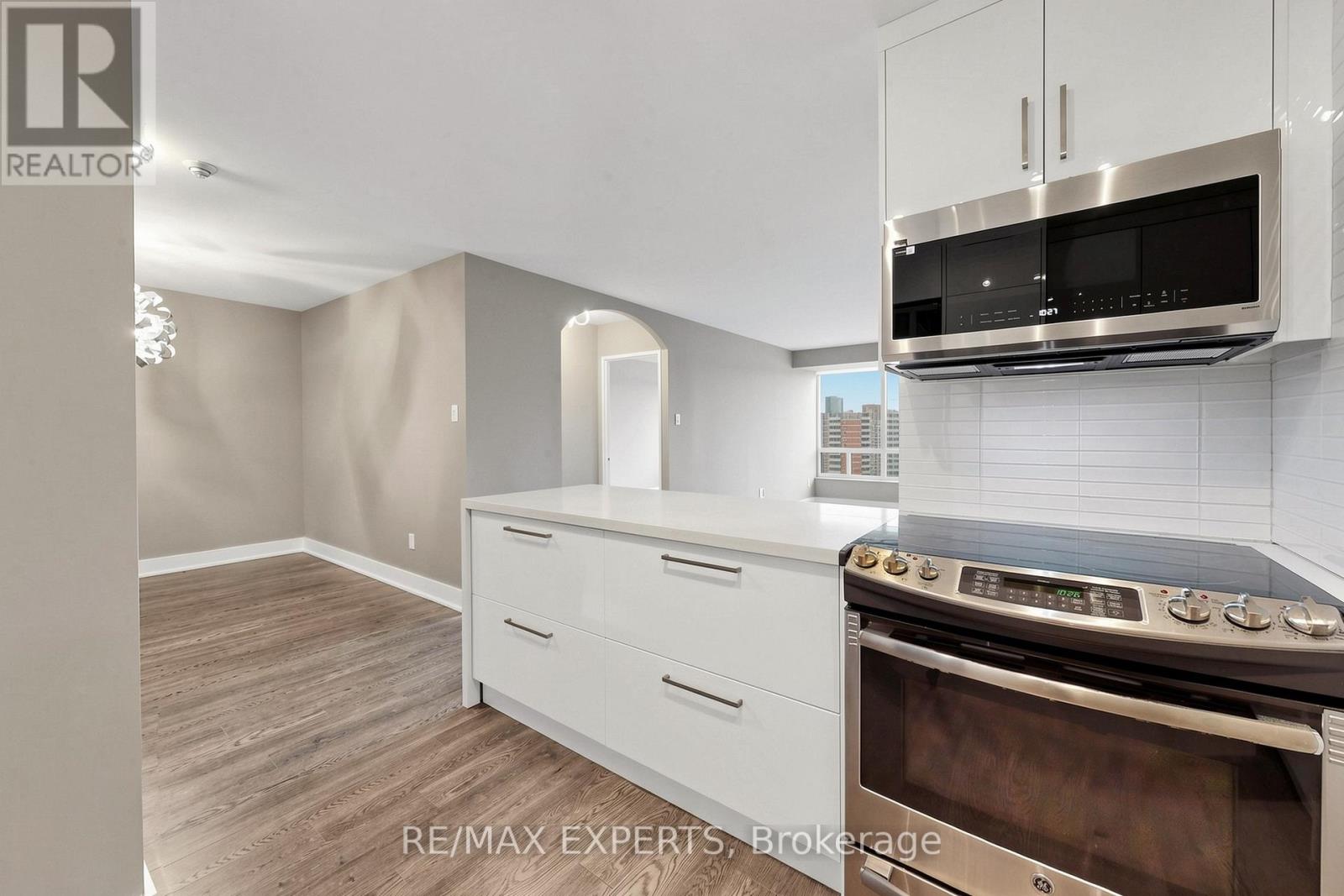 1209 - 1300 Islington Avenue, Toronto, Ontario  M9A 5C4 - Photo 12 - W13057966