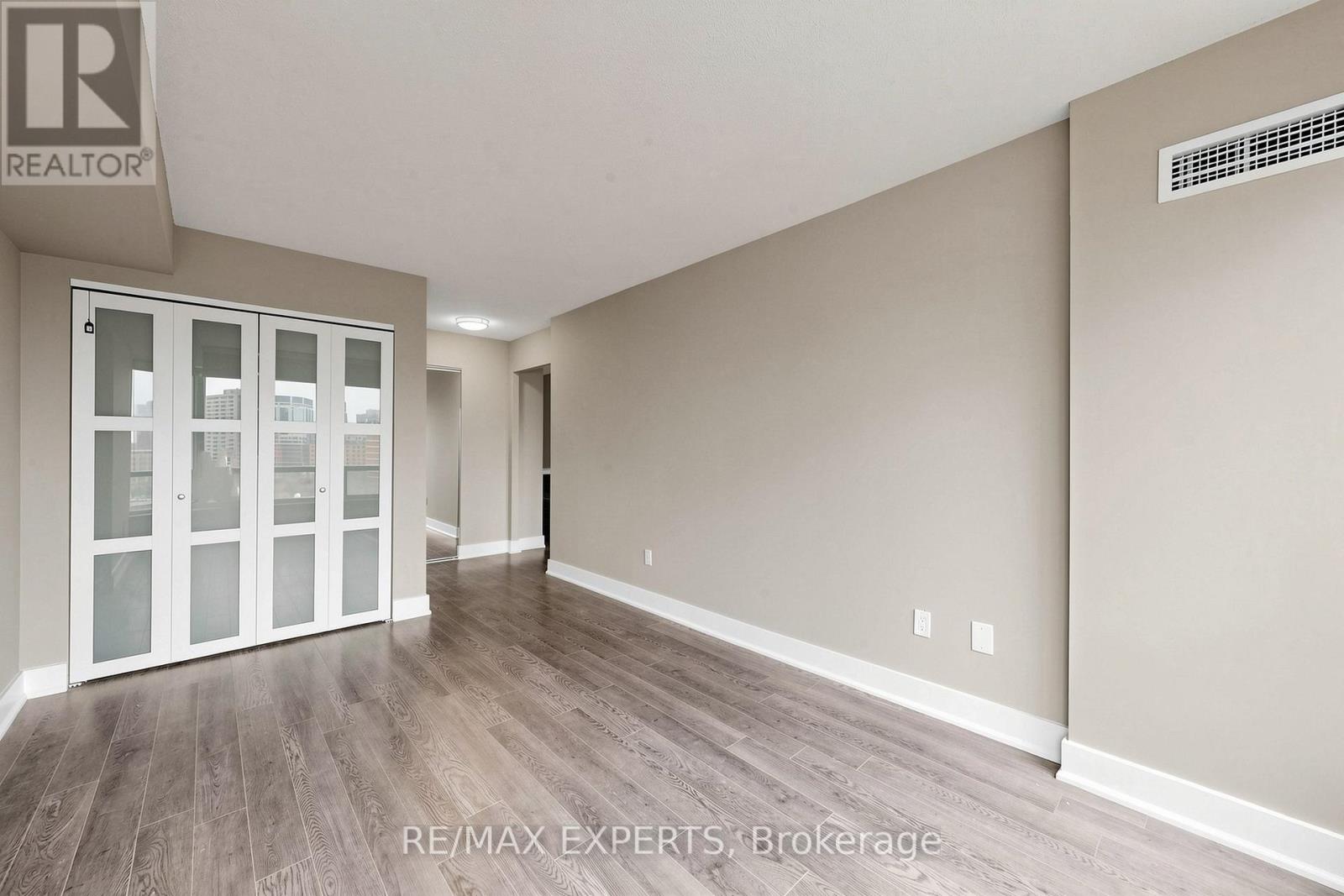 1209 - 1300 Islington Avenue, Toronto, Ontario  M9A 5C4 - Photo 18 - W13057966