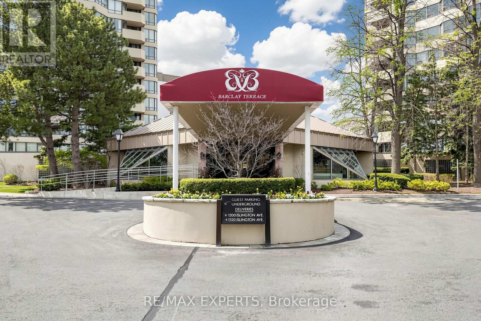 1209 - 1300 Islington Avenue, Toronto, Ontario  M9A 5C4 - Photo 2 - W13057966