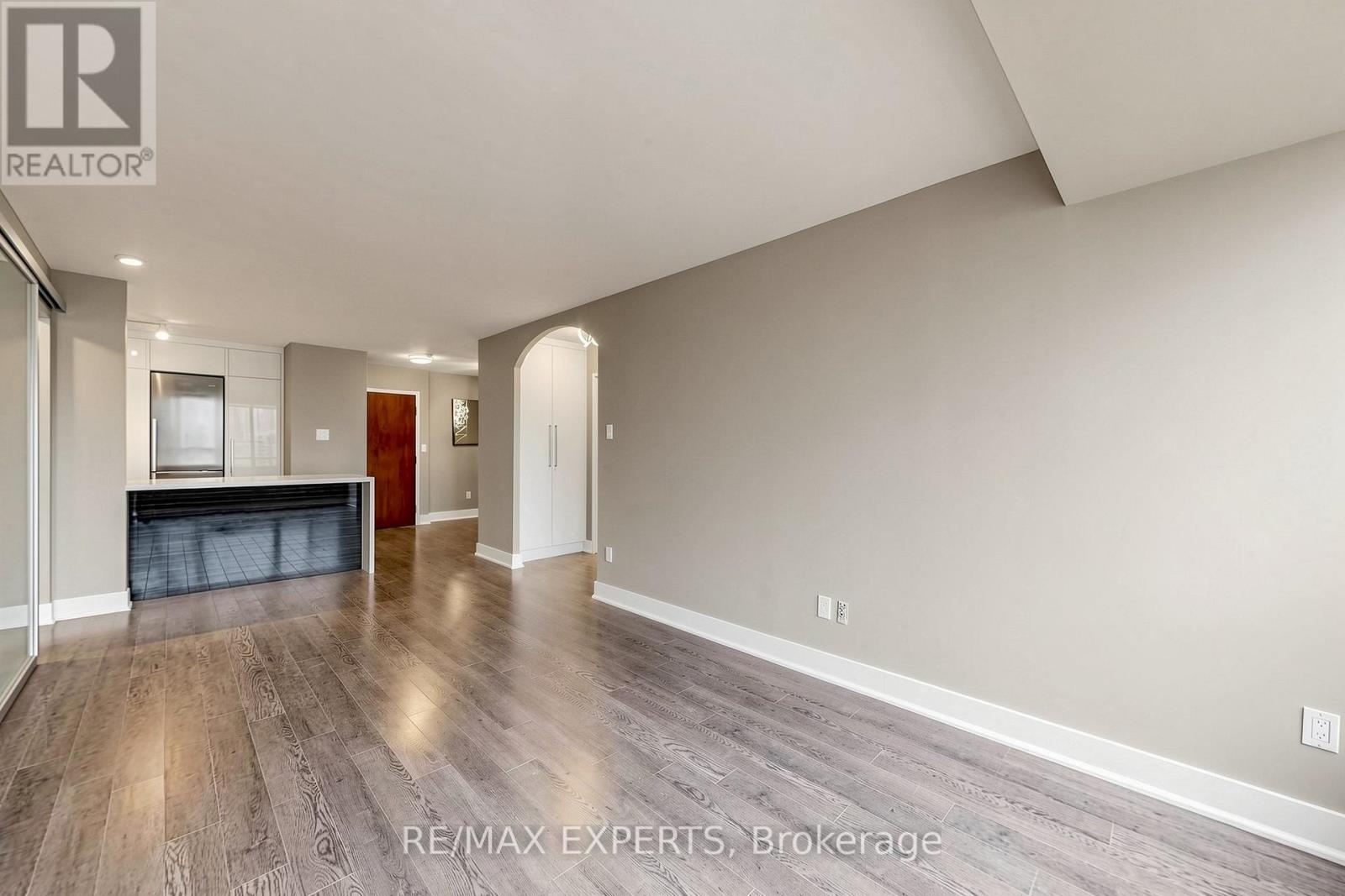 1209 - 1300 Islington Avenue, Toronto, Ontario  M9A 5C4 - Photo 6 - W13057966