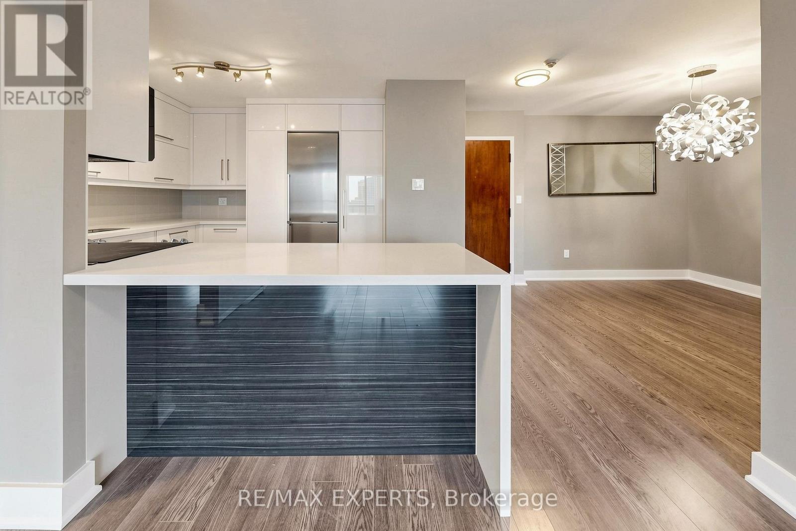 1209 - 1300 Islington Avenue, Toronto, Ontario  M9A 5C4 - Photo 7 - W13057966