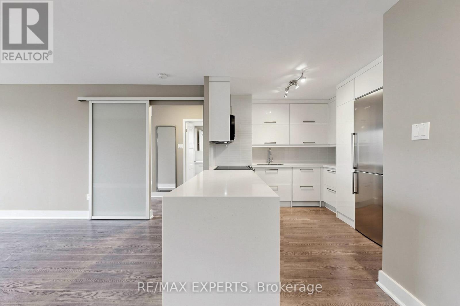 1209 - 1300 Islington Avenue, Toronto, Ontario  M9A 5C4 - Photo 8 - W13057966