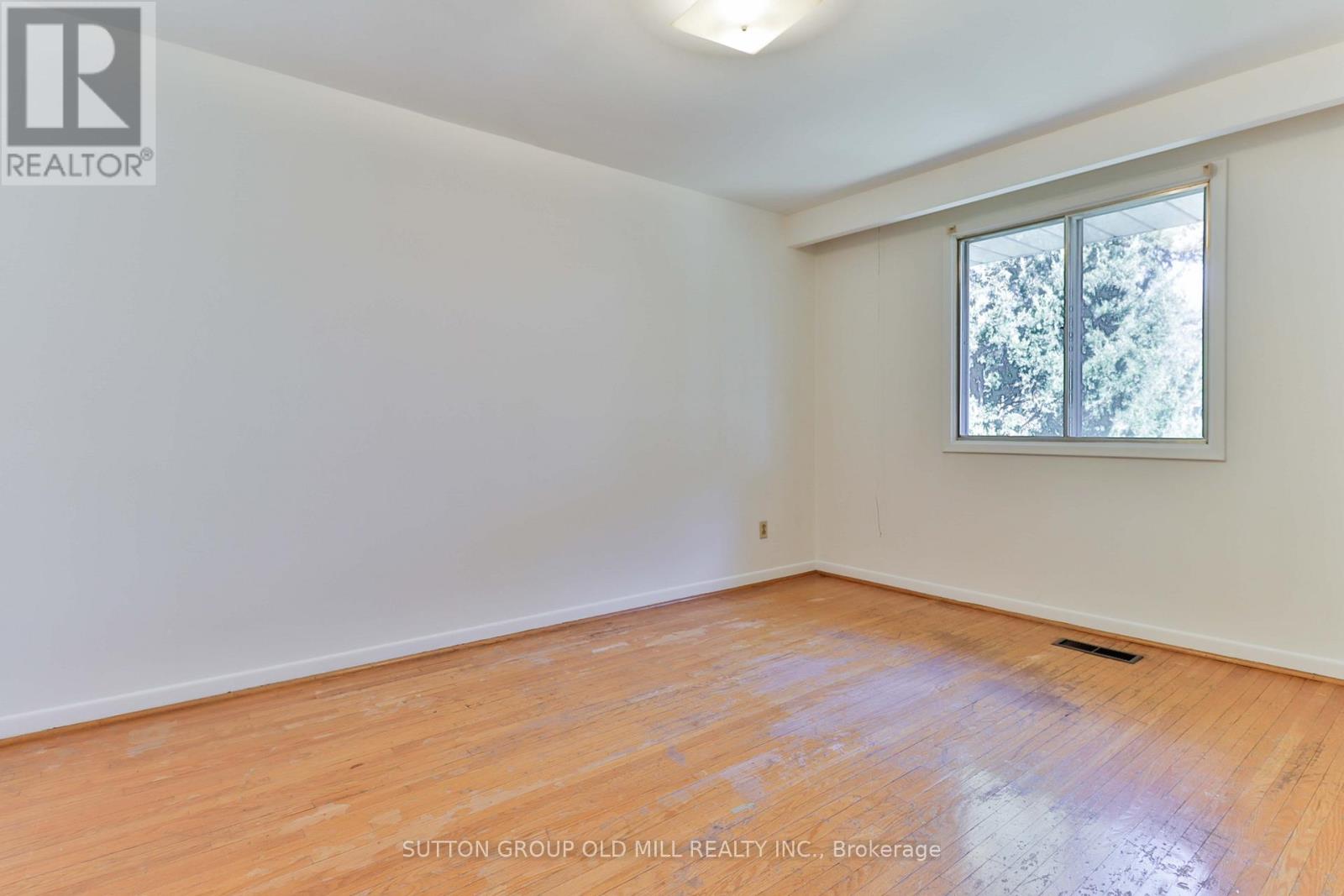 32 Hunting Ridge, Toronto, Ontario  M9R 1B5 - Photo 25 - W13057996