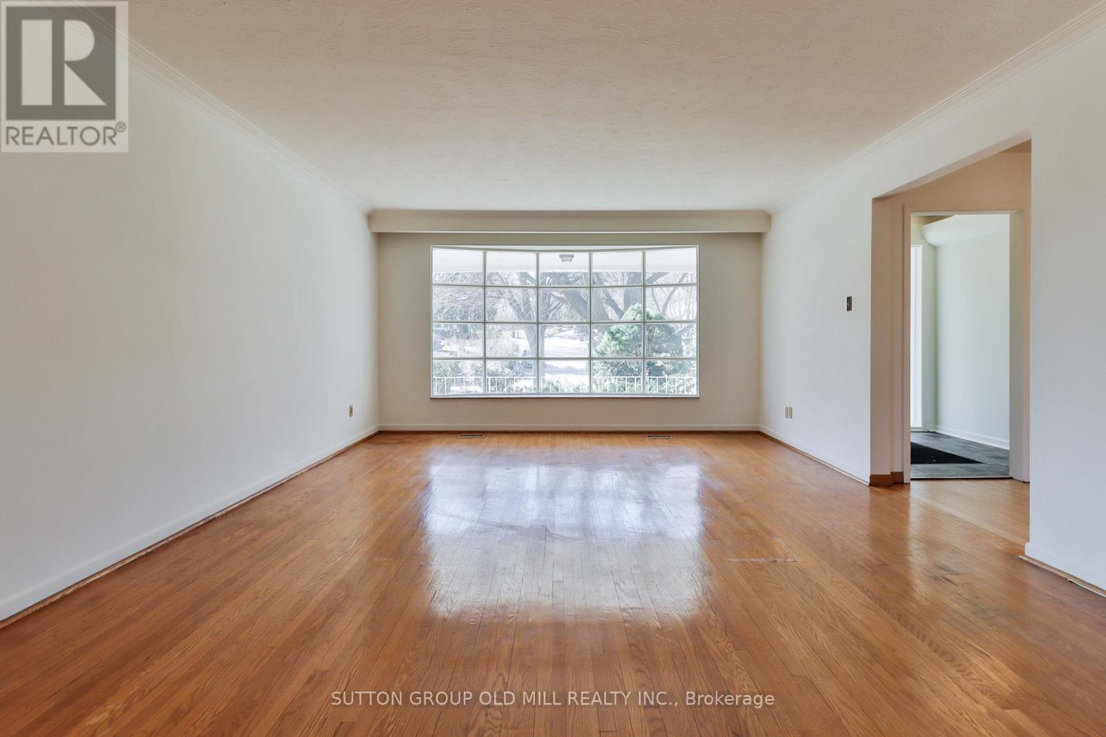 32 Hunting Ridge, Toronto, Ontario  M9R 1B5 - Photo 5 - W13057996